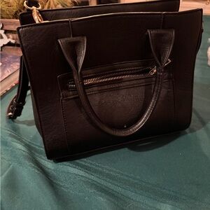 Black Leather Handbag with Front Zipper